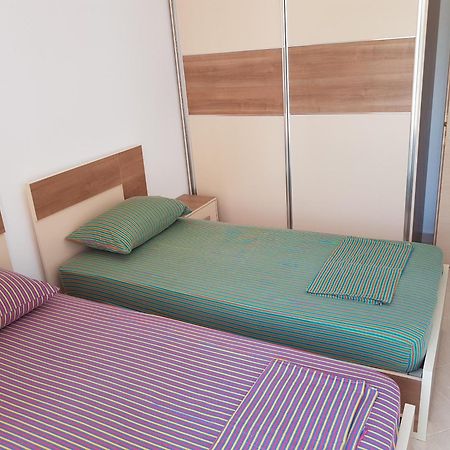 Flori Beach Apartment Radhimë מראה חיצוני תמונה