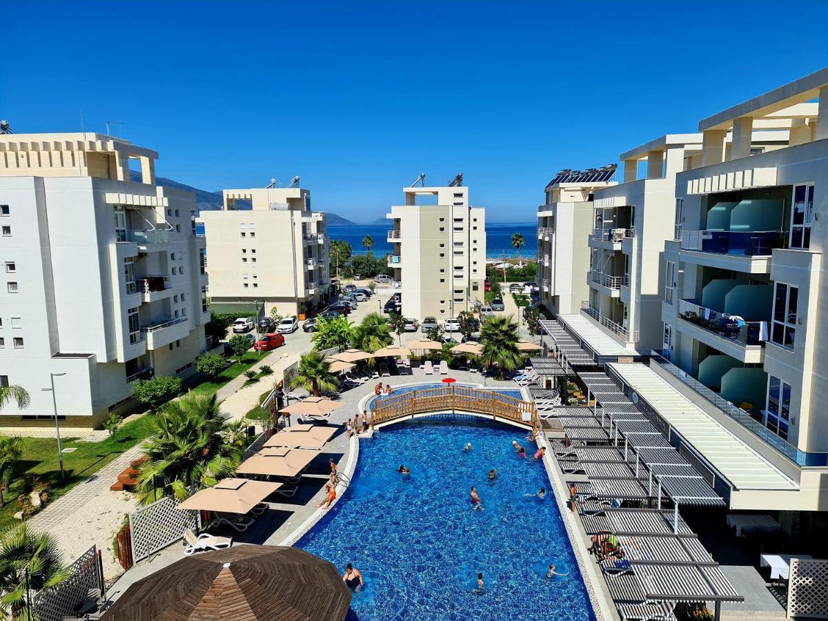 Flori Beach Apartment Radhimë מראה חיצוני תמונה