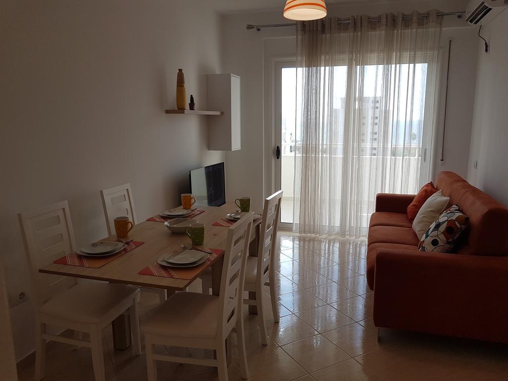 Flori Beach Apartment Radhimë מראה חיצוני תמונה