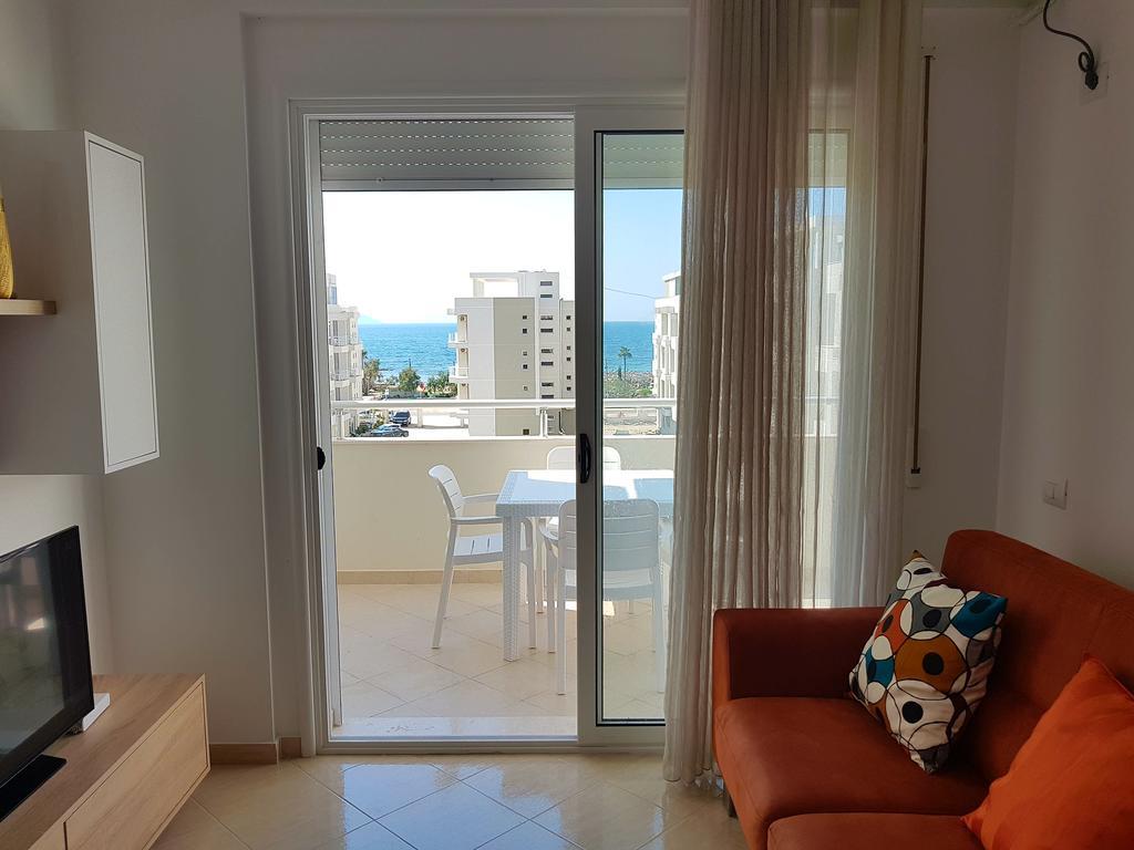 Flori Beach Apartment Radhimë מראה חיצוני תמונה