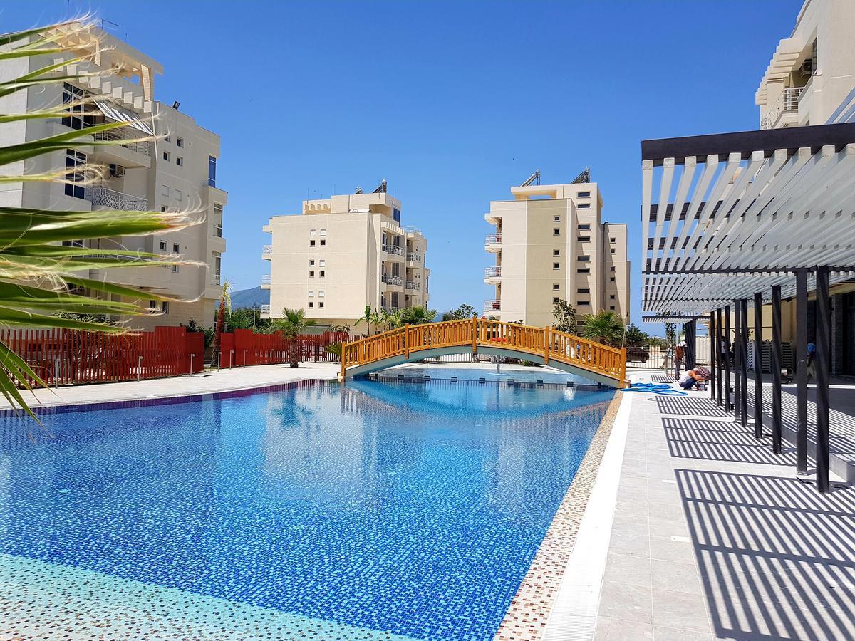 Flori Beach Apartment Radhimë מראה חיצוני תמונה