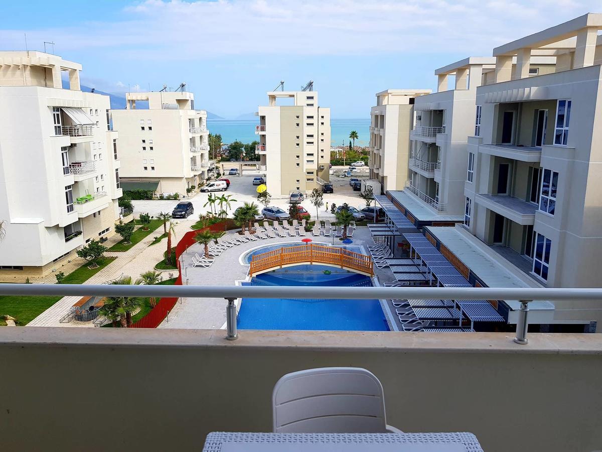 Flori Beach Apartment Radhimë מראה חיצוני תמונה